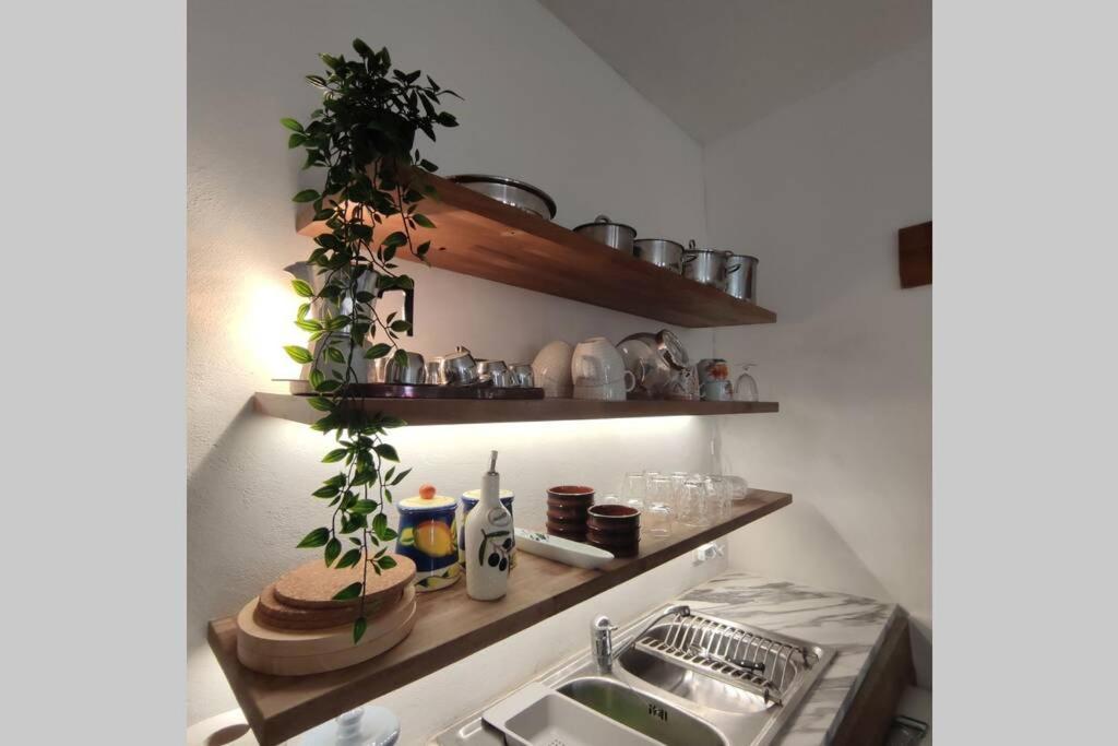 The Fishmarket Inn. Excellent Location In Ortigia! 시라쿠사 외부 사진
